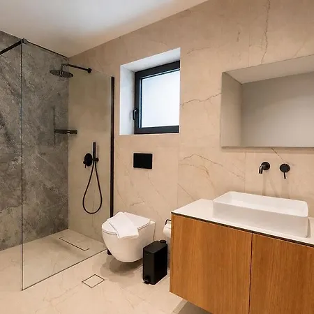 Kallithea Luxury -dionysus- *